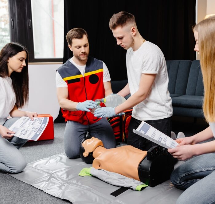 first aid training class